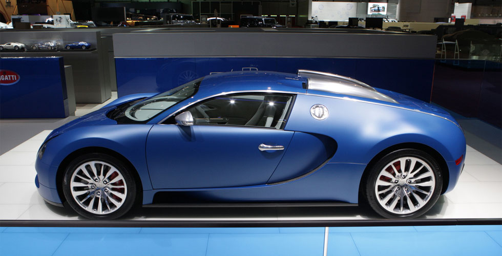 Bugatti-Veyron-02