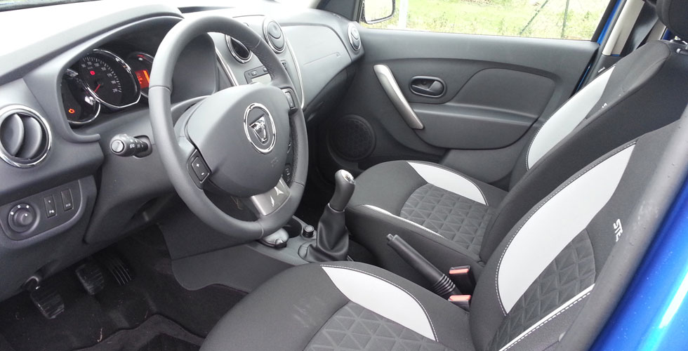 dacia-sandero-stepway-interieur