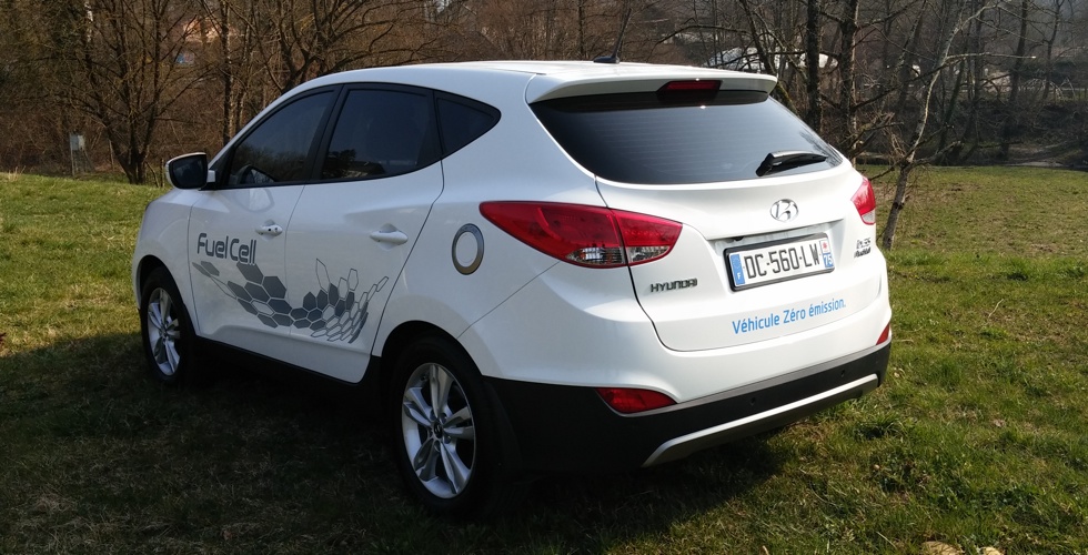 hyundai-ix35-fuel-cell-arriere