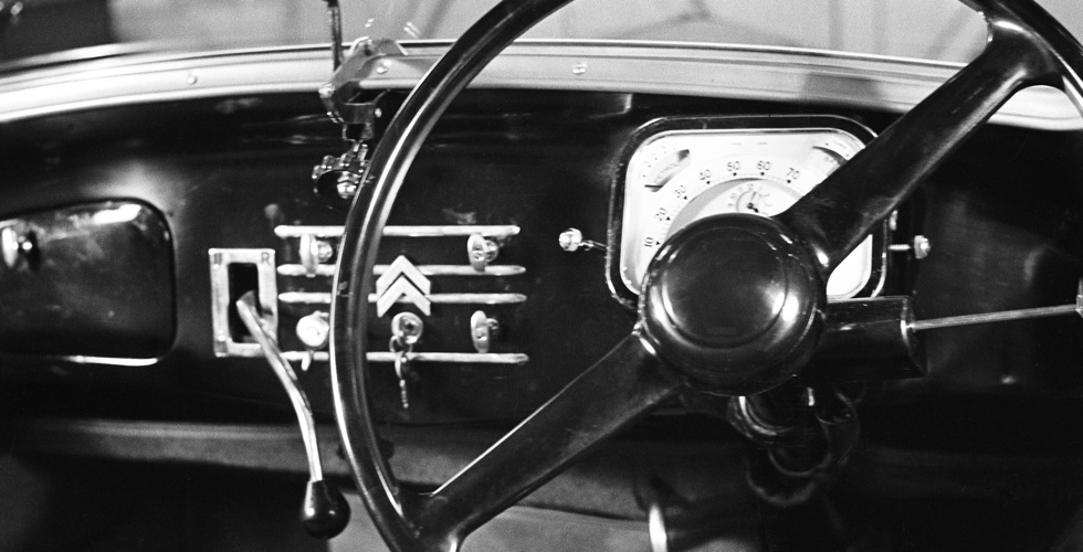 citroen-traction-avant-interieur