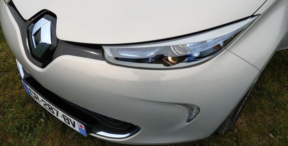 renault-zoe-avant