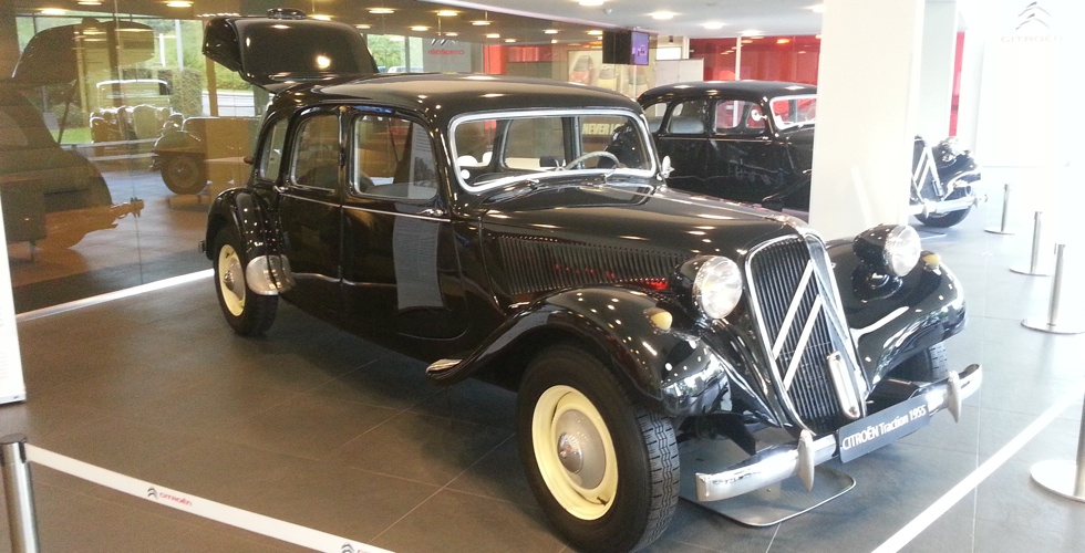 citroen-traction-avant-commerciale