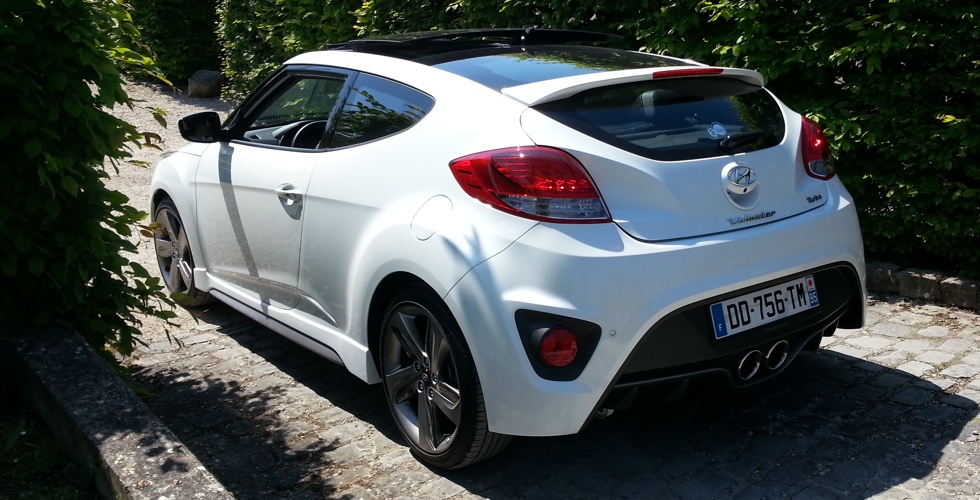 hyundai-veloster-turbo-arriere