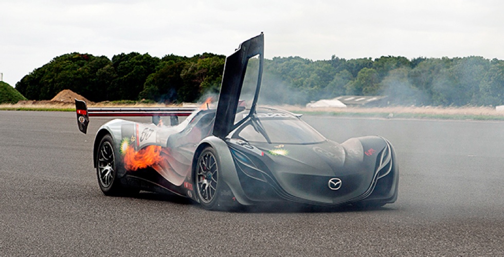 mazda-furai-feu