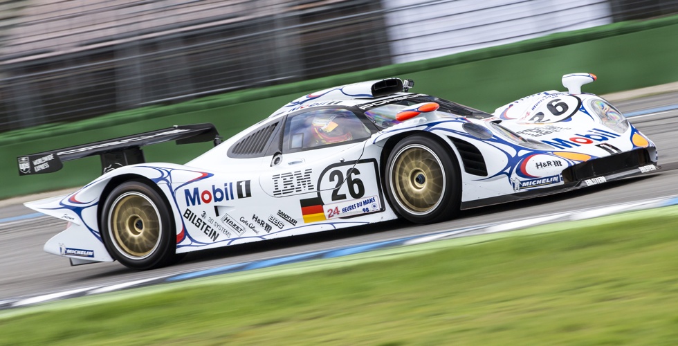 porsche-911-gt1