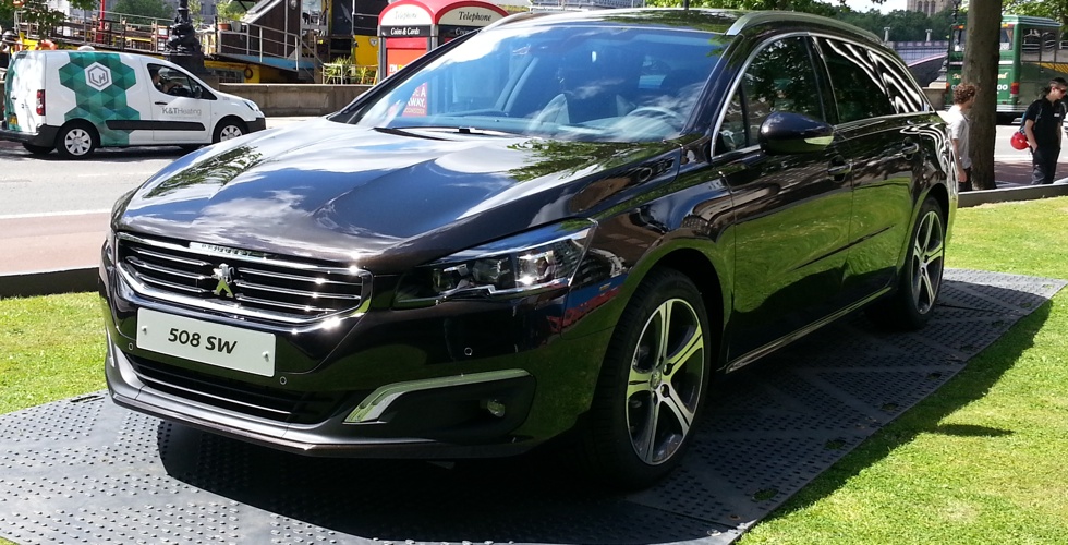 peugeot-508-sw-exterieur