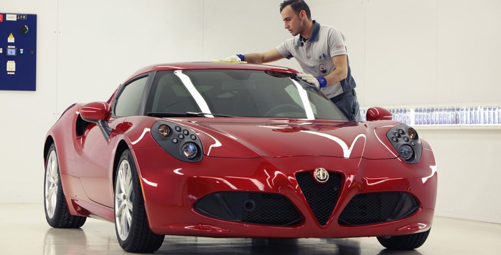 alfa-romeo-4c-assemblage