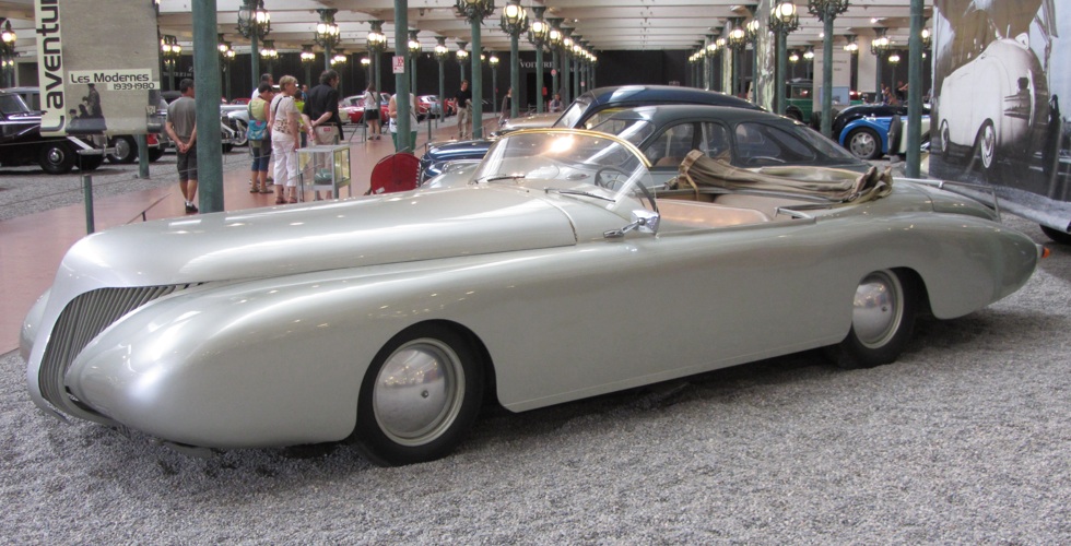 L'Oeuf Electrique de Paul Arzens (1942)  Voiture electrique, Voiture,  Véhicules électriques