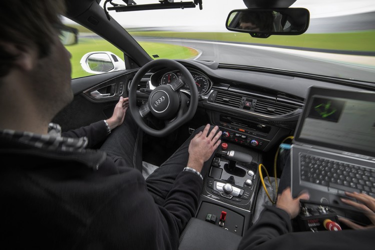 Audi_RS7_piloted_driving_03