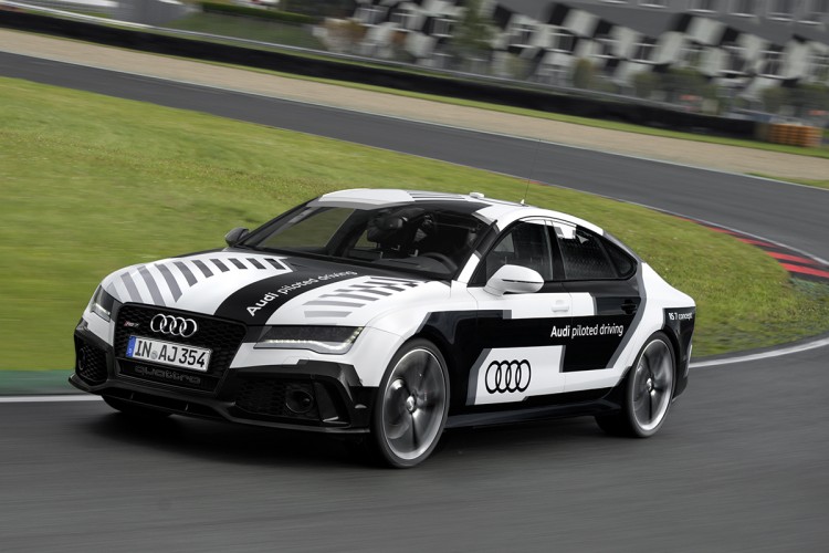 Audi_RS7_piloted_driving_05