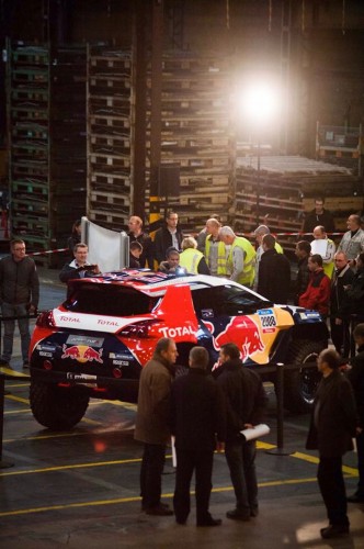 Peugeot_2008_DAKAR_RedBull_Total_10