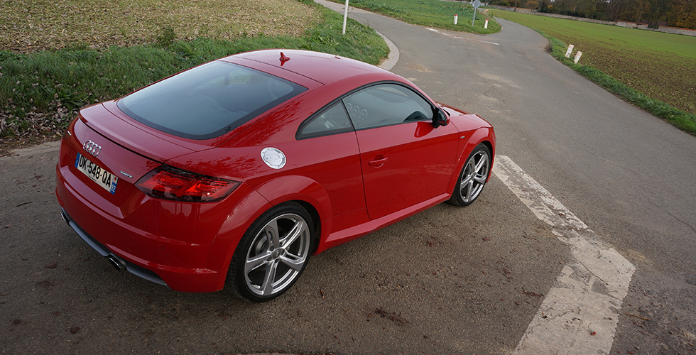 audi-tt-arriere