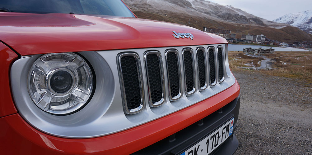 jeep-renegade-calandre