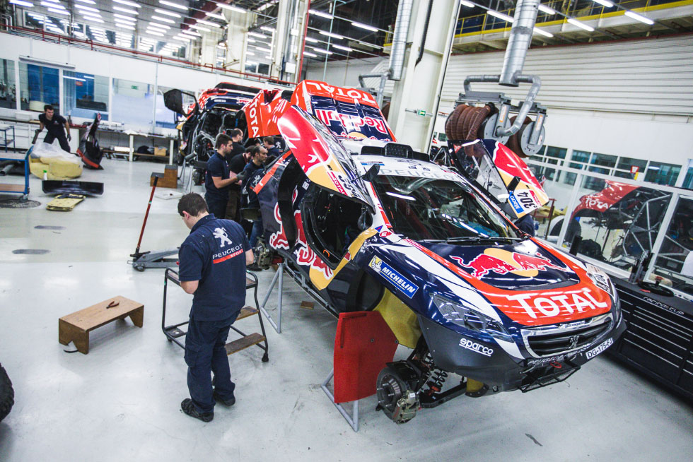 peugeot-2008-dkr-04