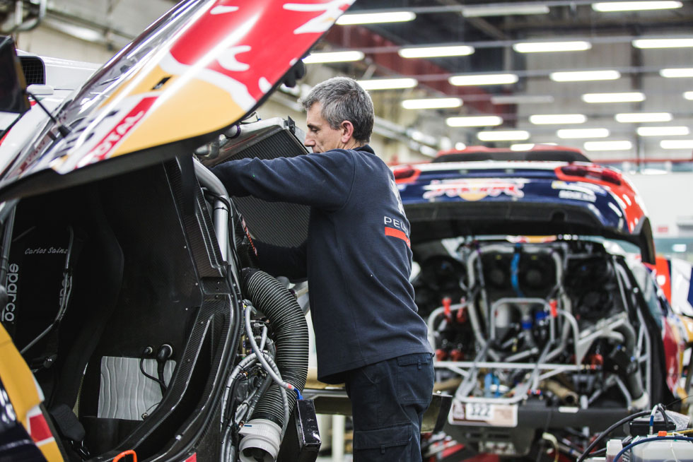 peugeot-2008-dkr-08