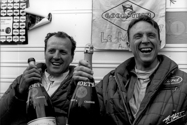 Gurney & Foyt, vainqueurs du Mans 1967. 