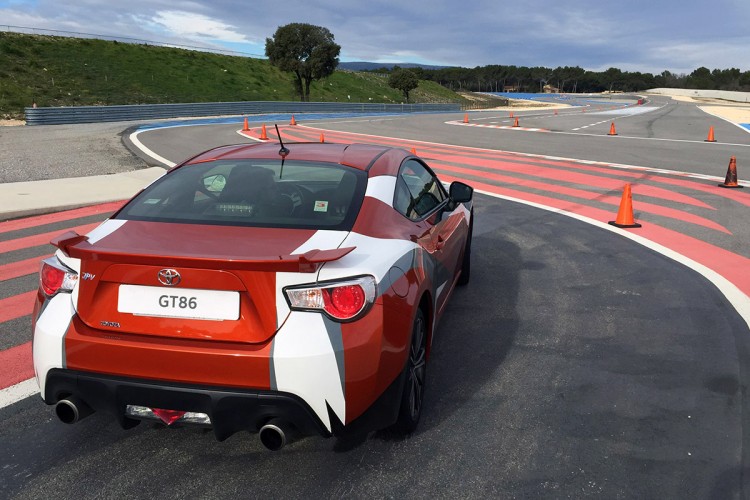 Toyota_GT86_13