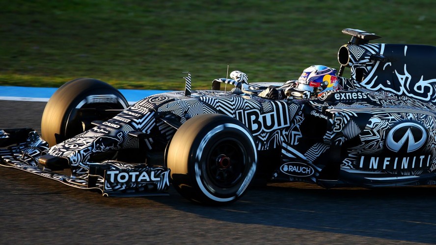 Red-Bull-Racing-RB11-2015-F1_header_04