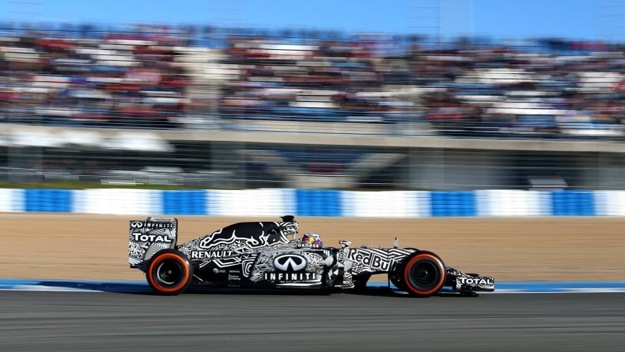 Red-Bull-Racing-RB11-2015-F1_header_05