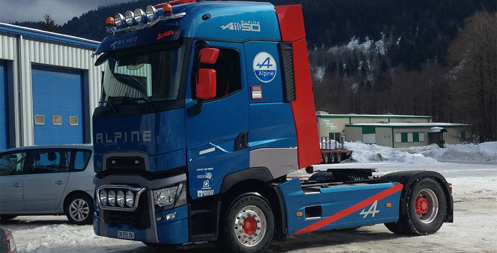 renault-trucks-alpine-02
