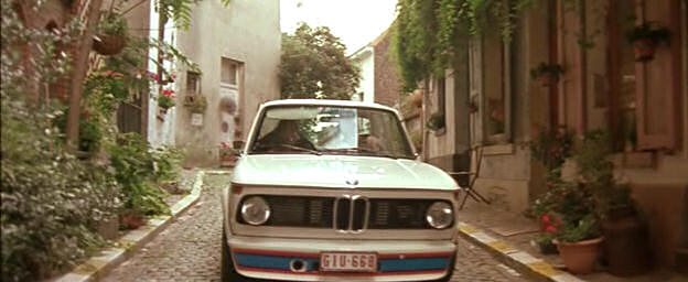 Cinéma la BMW 2002 Turbo du film Dikkenek AUTOcult.fr