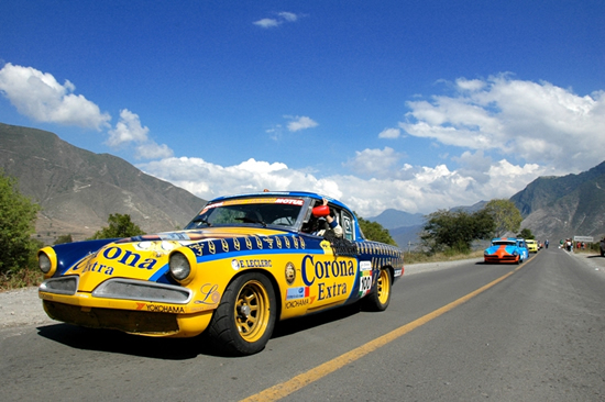 Pierre de thoisy carrera panamerica studebaker champion