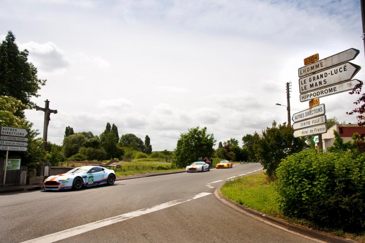 Le Mans - Aston Martin Hôtel de France La Chartre-sur-le-Loir - 01