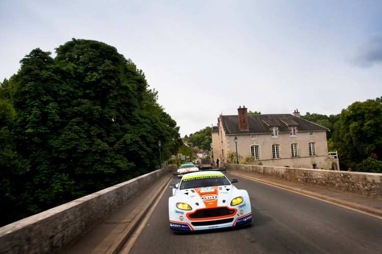 Le Mans - Aston Martin Hôtel de France La Chartre-sur-le-Loir - 02