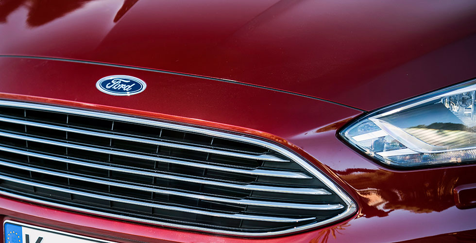 ford-c-max-aston-martin