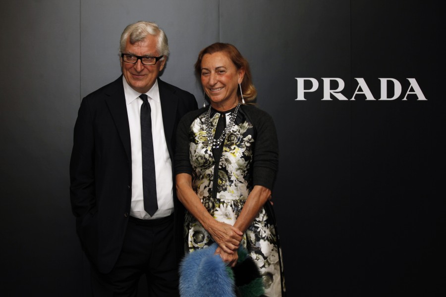 Les parents de Lorenzo, Patrizio Bertelli, fondateur de l'entreprise "I Pelletieri d'Italia" spécialisée dans le cuir et Miuccia Prada, dirigeante du groupe Prada