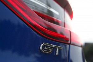 Renault Megane GT 2016 - Photo détail, logo GT, malle arrière.