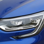 Renault Megane GT 2016 - Photo détail, phare avant "en C"