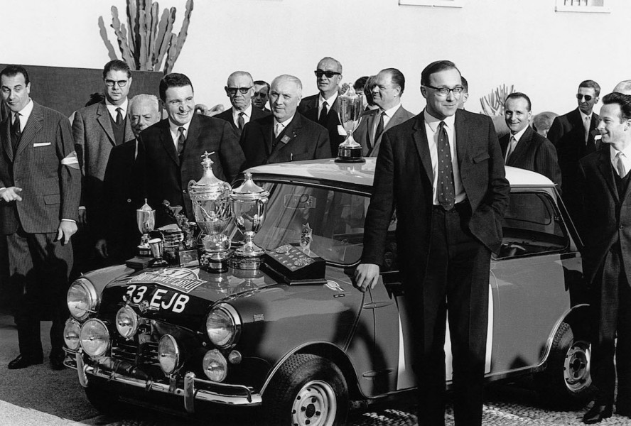 Paddy Hopkirk:Henry Liddon in the Mini Cooper at the Rallye Monte Carlo 1964