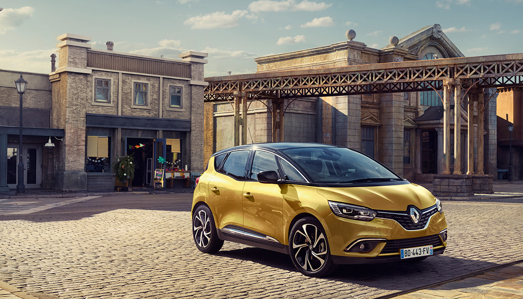 A la hâte (encore!), Renault révèle son Scenic