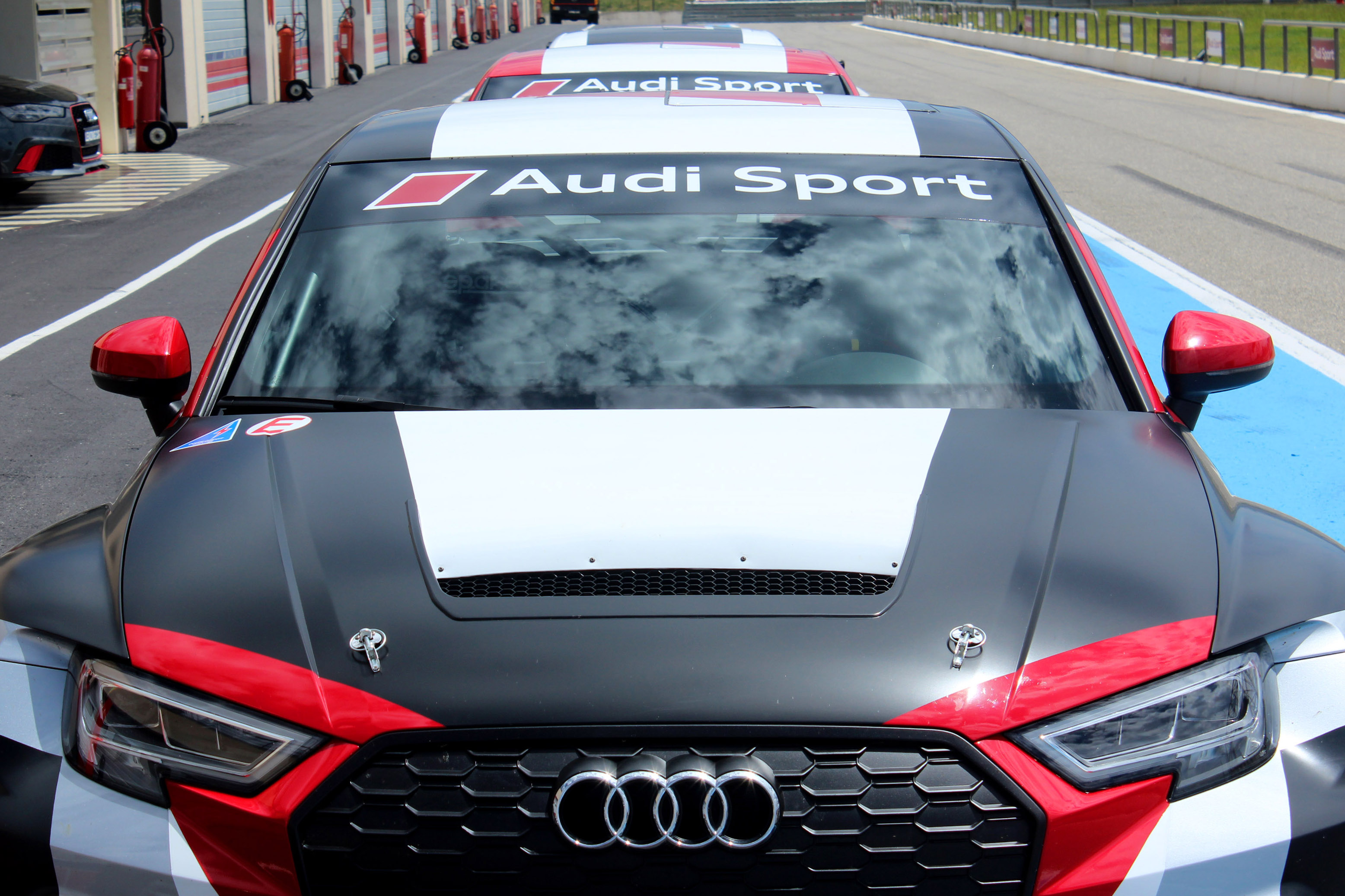 Essai : Audi RS 3 LMS : TARMAC HUNTER