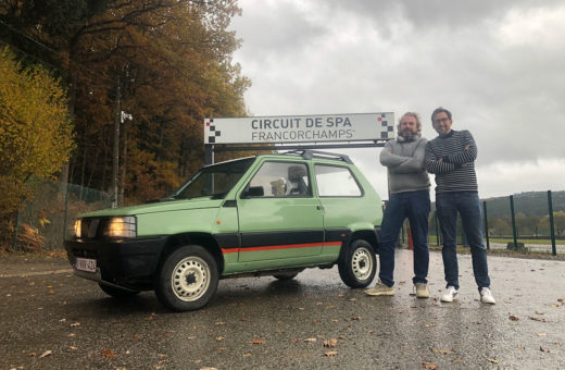 Une Fiat Panda 4X4 de 1997 en route vers le Cap Nord pour la recherche contre la neurofibromatose