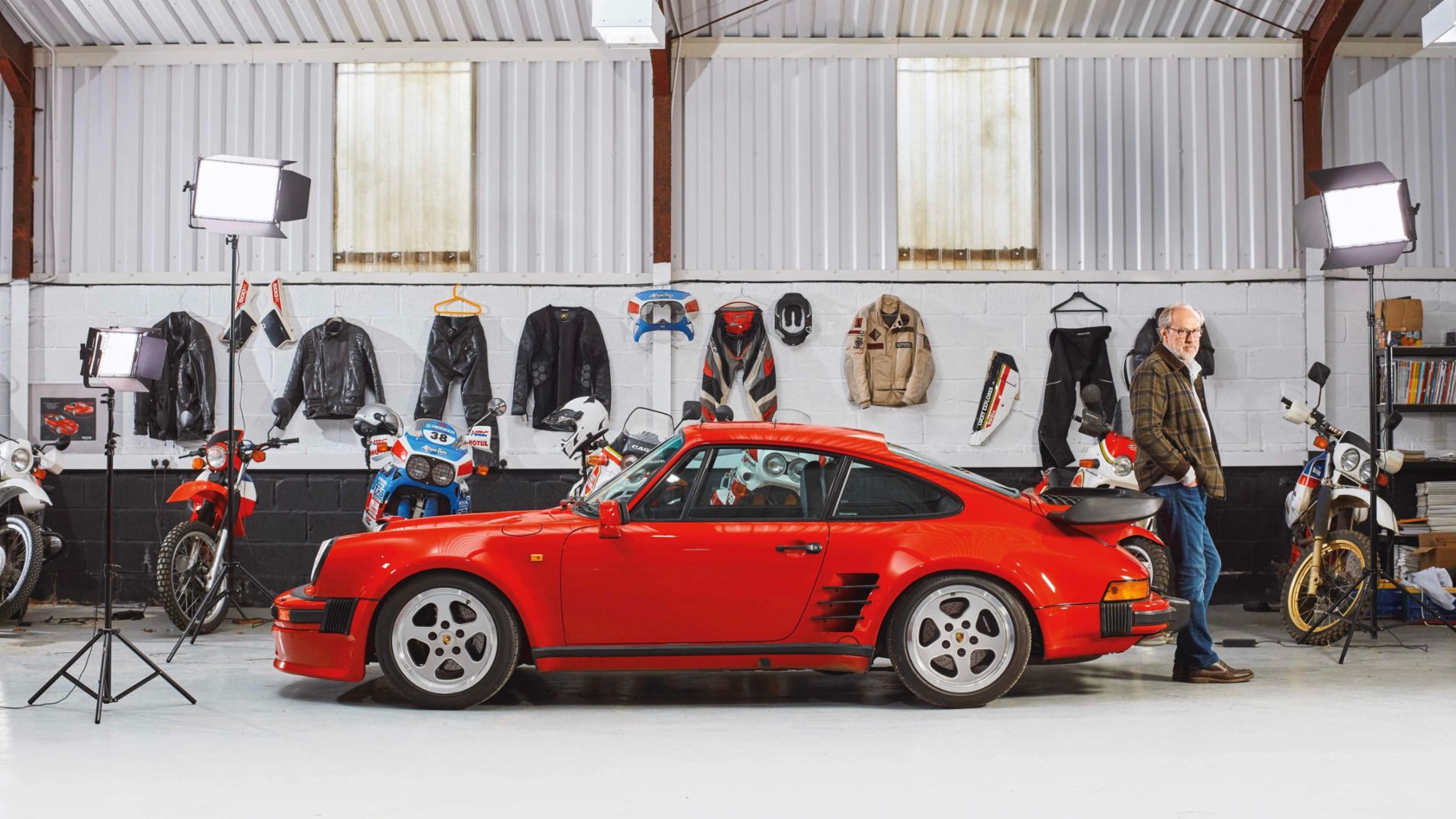 Le garage d’Harry et une Porsche 911 Turbo S