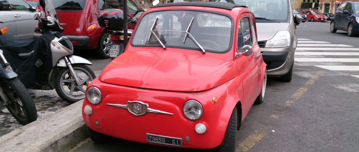 Vu : Fiat 500 dans les rues de Rome