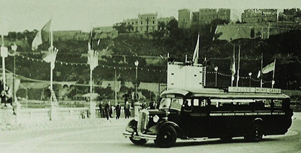 Il y a 80 ans, Citroën engage un bus au Rallye Monte-Carlo