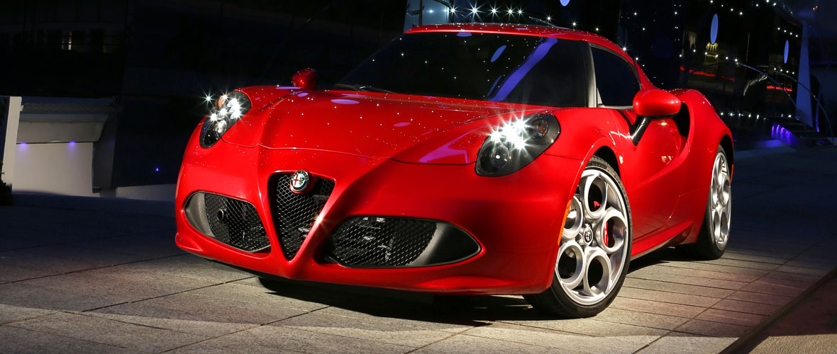 La plus belle voiture de l’année est l’Alfa Romeo 4C