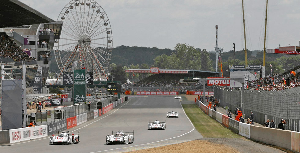 24 Heures du Mans : dans l’intimité de Loïc Duval et Romain Dumas