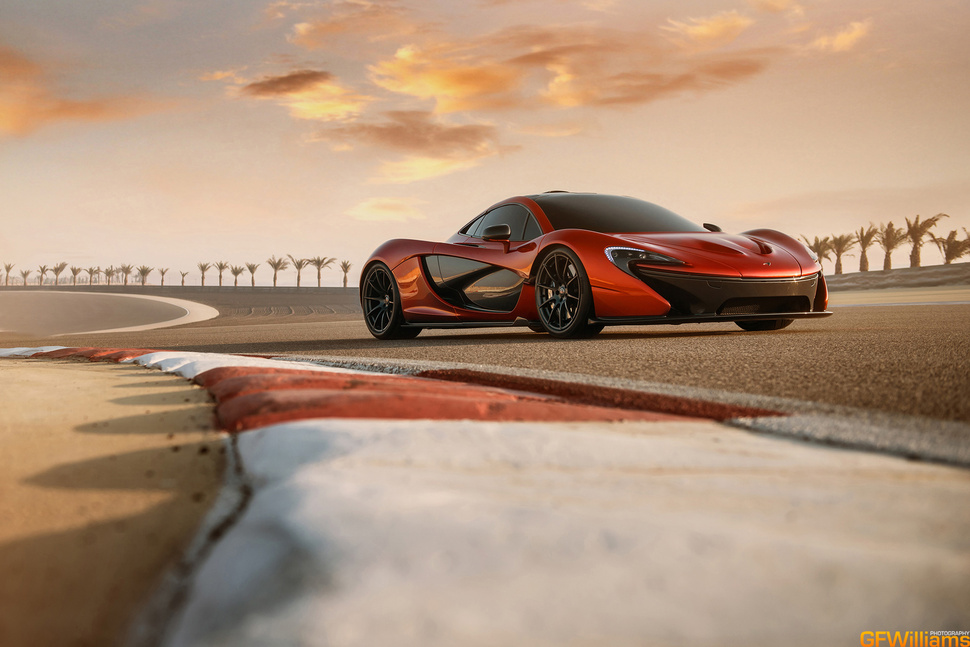 Photos : McLaren P1 à Bahrein