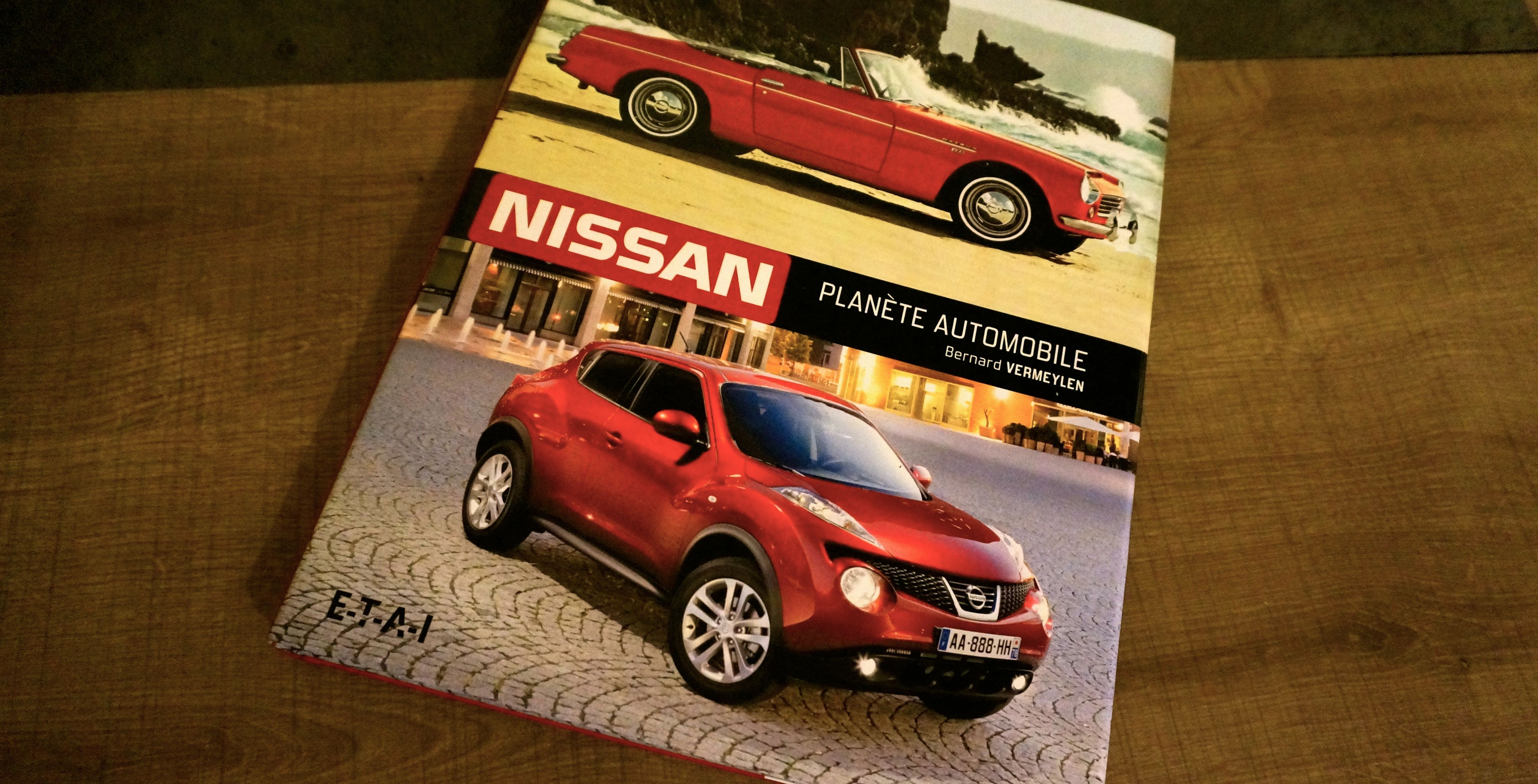 Livre : Nissan Planète Automobile