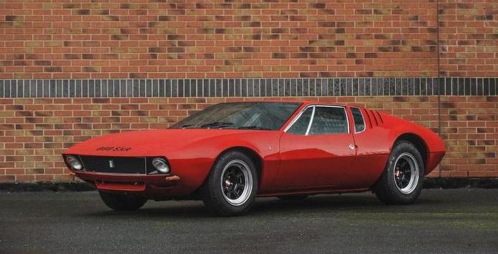 Commissaire-priseur : De Tomaso Mangusta