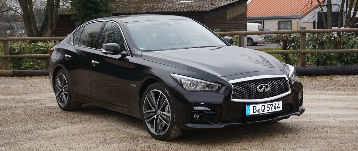 Essai conso : Infiniti Q50 Hybrid AWD