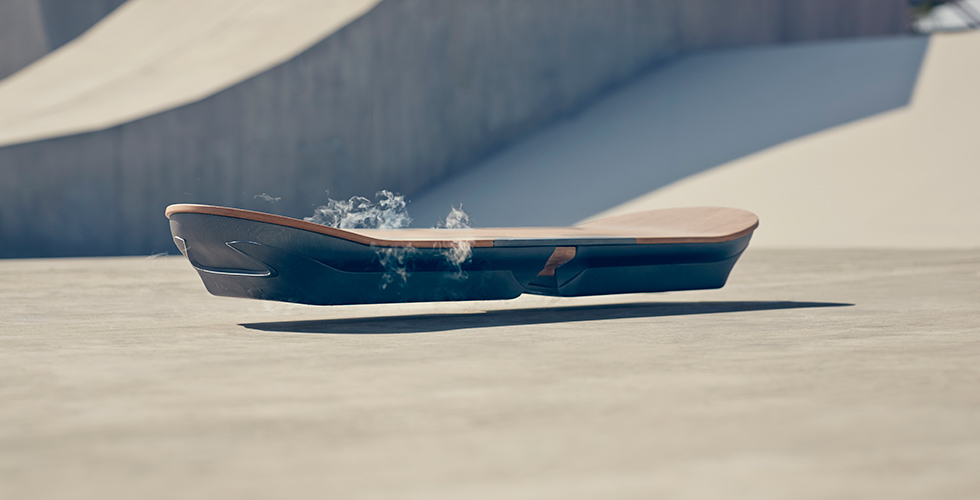 Lexus joue avec nos rêves d’hoverboard