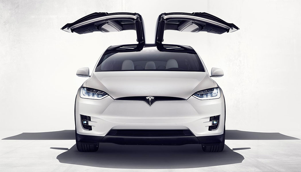 Tesla Model X : sauver le monde ou s’en sauver ?