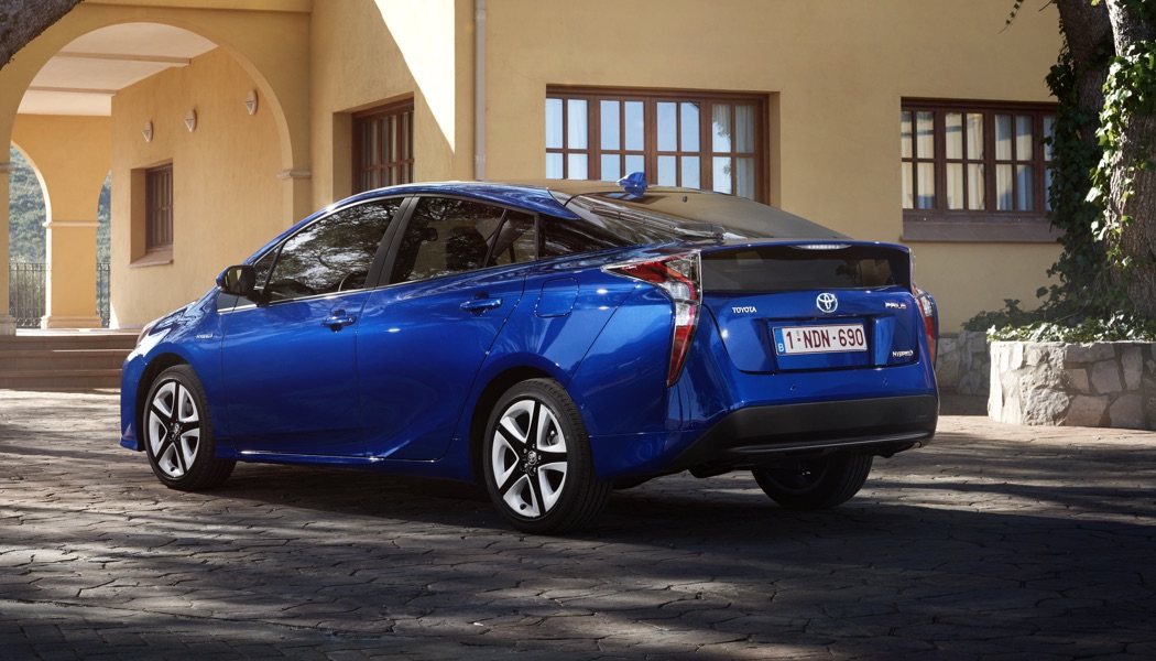 Essai Toyota Prius : Moi, Moche et Ecolo