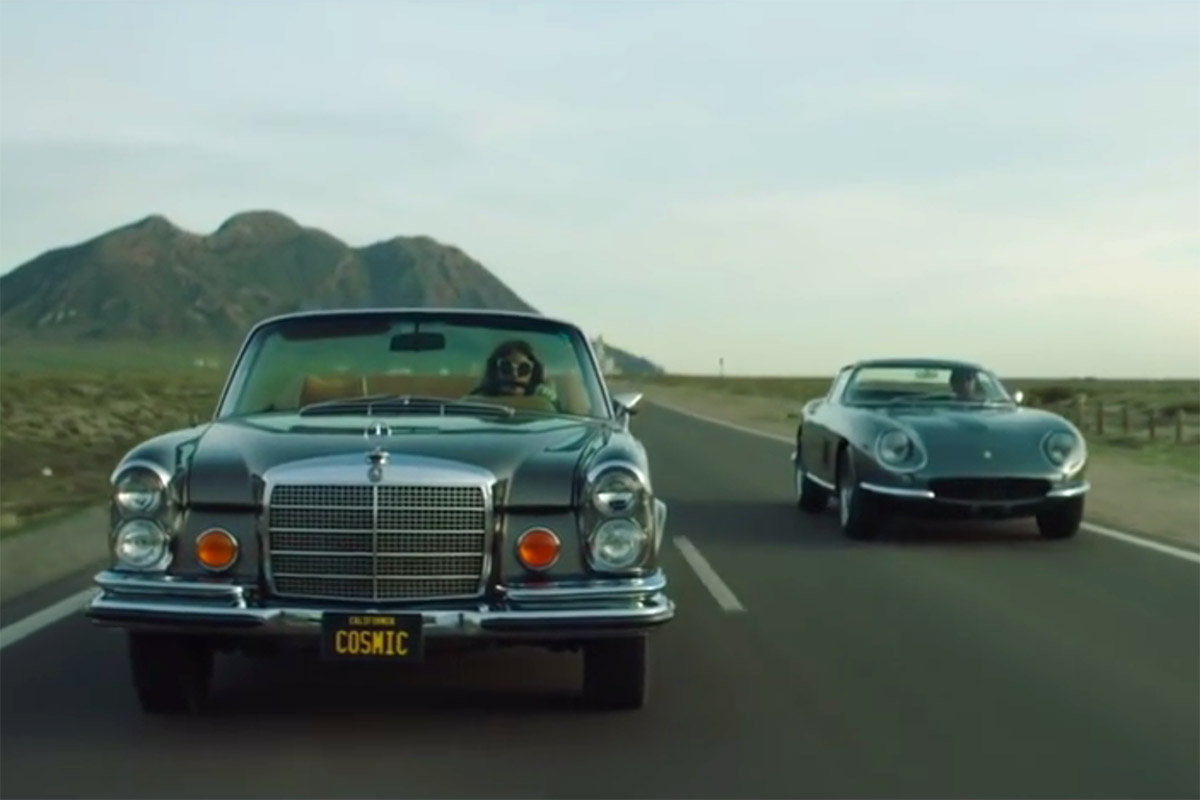 Cloud 9 / Jamiroquai : Mercedes Benz 280 SE Cabriolet & Ferrari 275 GTB