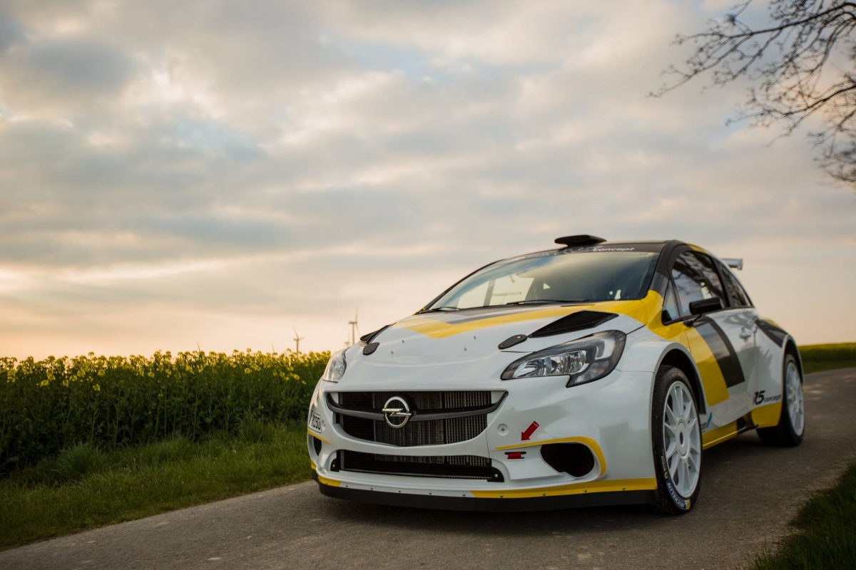 Opel Corsa R5 : en warning, dans l’attente.